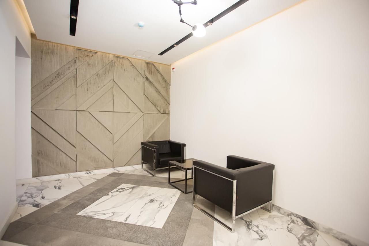 Fantastic Apartments Near Republic Square, Perfect Location, Mystreet Company เยเรวาน ภายนอก รูปภาพ